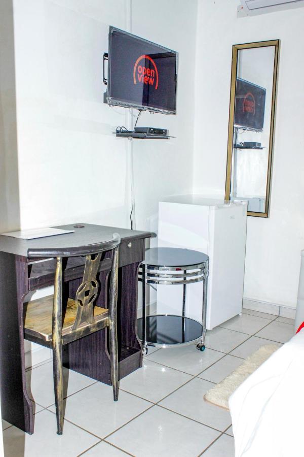Motseleng Guest House Palapye Buitenkant foto